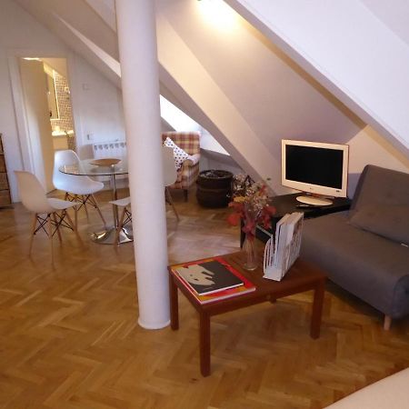 Apartamento En El Mercado De San Miguel Madrid Luaran gambar