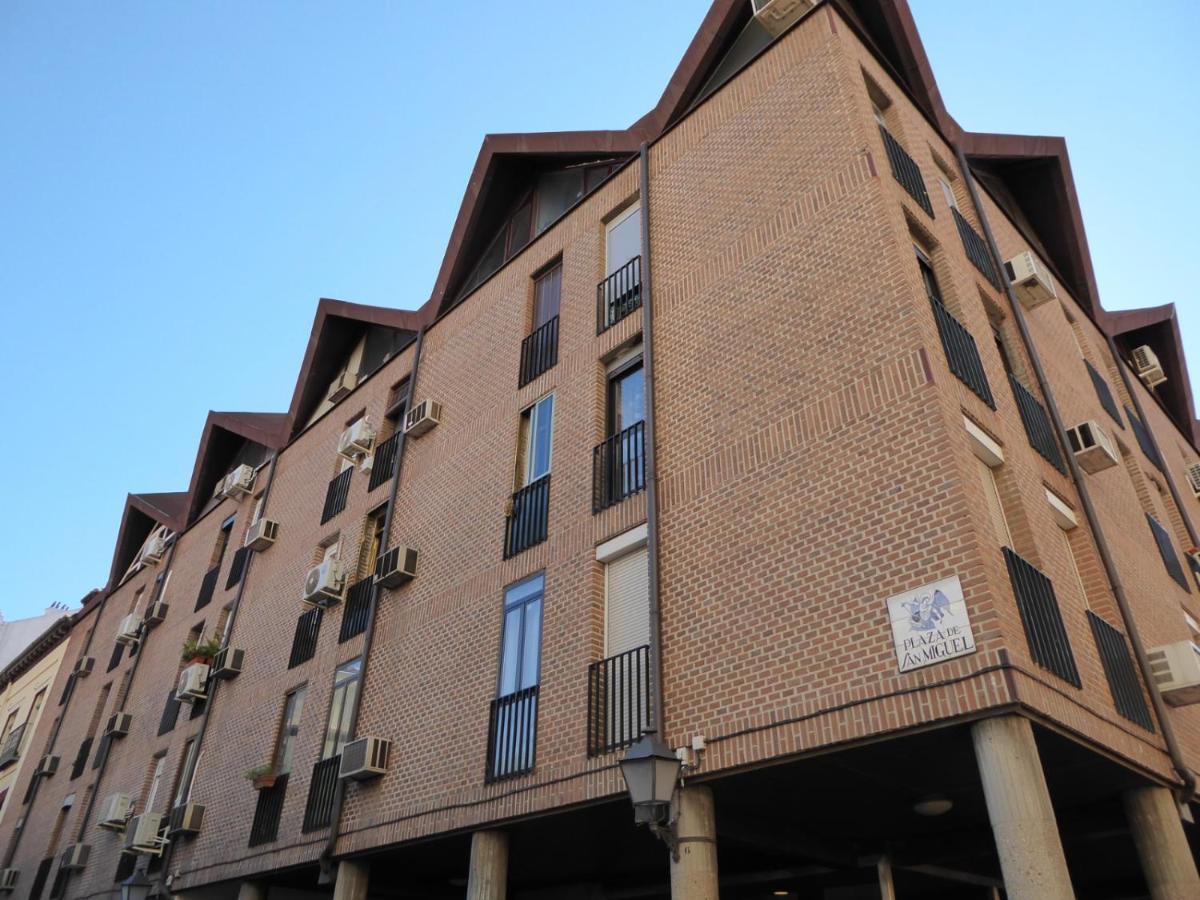 Apartamento En El Mercado De San Miguel Madrid Luaran gambar